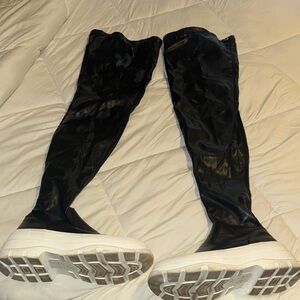 Elegant Black Over-the-Knee Women's Boots